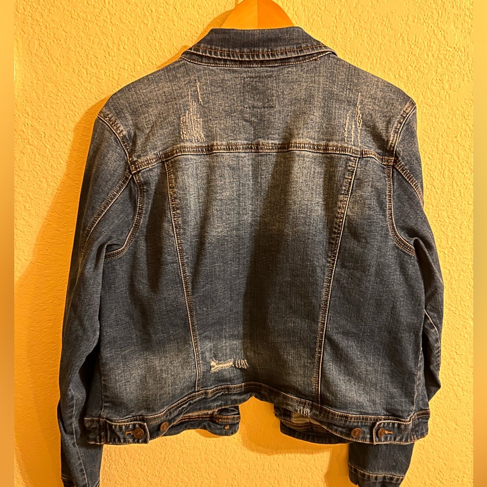 Distressed Enjean Denim Jacket - Picture 2 of 3